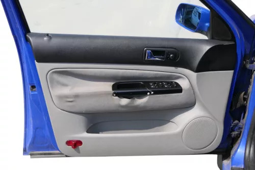 1x Golf 4 Bora Türverkleidung Verkleidung Tür vorne links 4/5-Türer grau (183855)