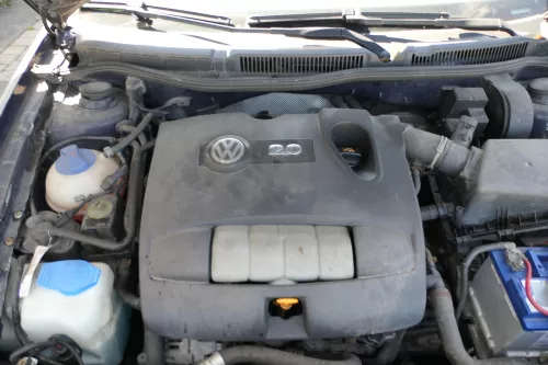 Golf 4 A3 8L TT 8N Leitung Leitungen Kraftstoffleitung Rohre Rohr 2,0 AZJ BEH