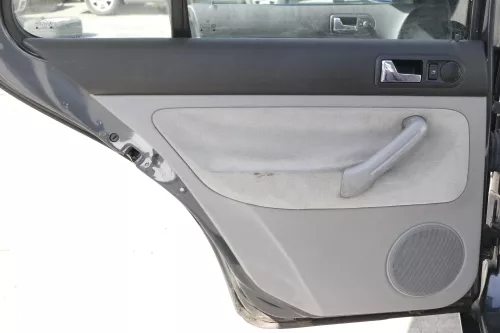 Golf 4 1J Limousine Türverkleidung Verkleidung Tür hinten links grau (183994)