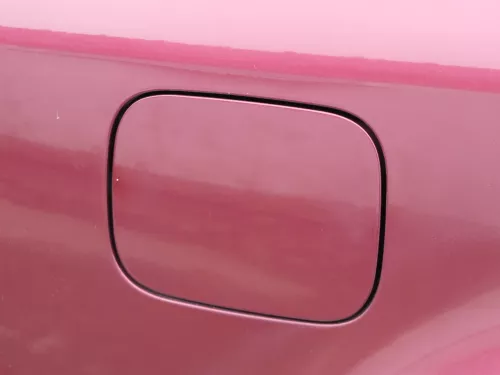 Audi A6 4B 4Z Tankdeckel Tankklappe Tank Deckel Klappe rot LZ3L (184099)