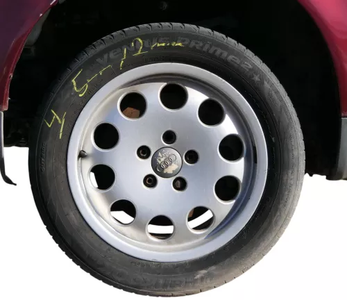 1x A4 A6 4B Alufelge original 8D0601025K 7j x16H2 ET45 205/55 ZR16 Felge Alu   4