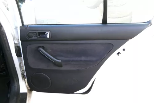 1x VW Golf 4 1J Limousine Türverkleidung Verkleidung Tür hinten rechts schwarz (184156)