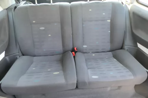 VW Lupo Seat Arosa Sitz Rückbank Sitzfläche für Kopfstützen schwarz (184173)
