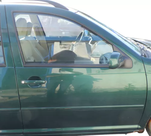 VW Golf 4 Bora Tür vorne rechts Beifahrertür 4/5-Türer+Kombi Variant grün LC6M (184181)