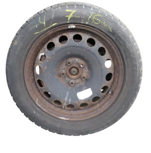 1x  Golf 4 Bora Reifen Felgen 205/55 R16 Winterreifen 7mm M+S Allwetterreifen VL (184209)