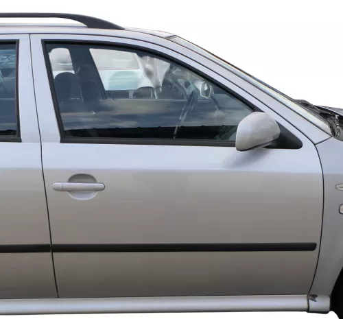 Skoda Octavia 1U Kombi  +Limo Tür vorne rechts Beifahrertür grau silber LF7T (184303)