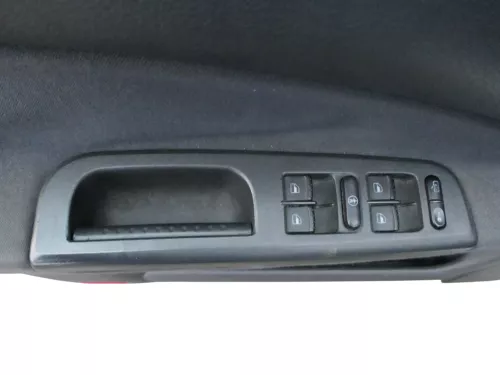1x Octavia 1U Kombi Türverkleidung Verkleidung Tür vorne links  (184312)