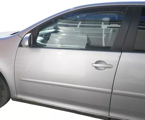 Golf 5 V 1K Tür Türblatt vorne links Fahrertür 4/5-Türer silber LA7W + Rahmen (184421)