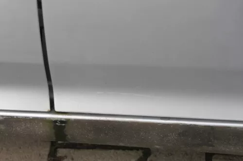 Golf 5 V 1K Tür Türrahmen hinten links 4/5-Türer grau silber LA7W -ohneAnbautei (184424)