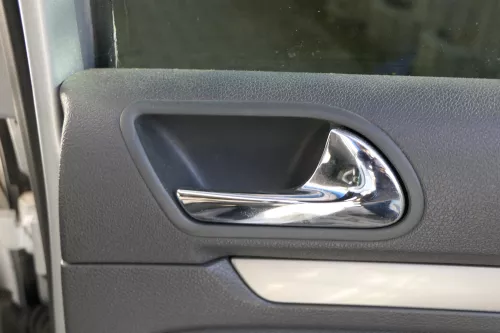 1x Golf 5 Limousine Türverkleidung Verkleidung Tür hinten rechts 4/5-Türer (184431)