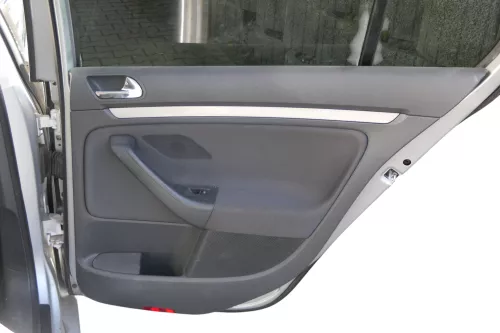 1x Golf 5 Limousine Türverkleidung Verkleidung Tür hinten rechts 4/5-Türer (184431)