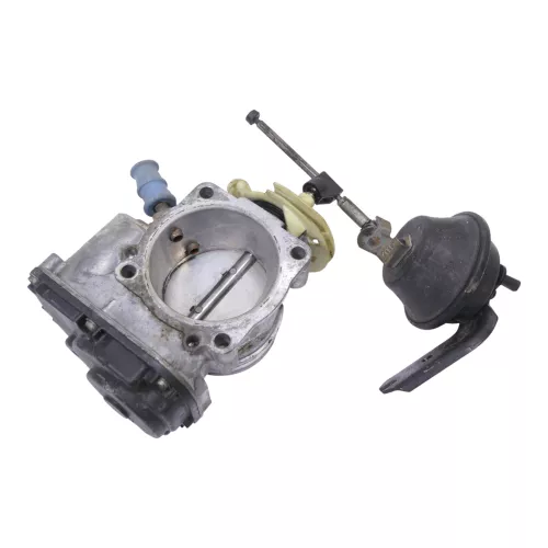 Audi A4 B5 Passat 3B Drosselklappe 078133063AM 2.4 2,8 AGA AJG APC ACK AGE Motor (184490)