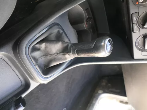 VW Polo 6R 6C Schaltknauf Schaltsack Schaltung Schaltknüppel Leder schwarz (184511)