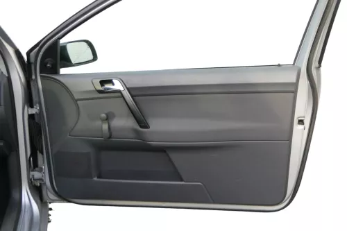 1x VW Polo 9N Türverkleidung Verkleidung Tür vorne rechts 2/3-Türer Griff Öffner