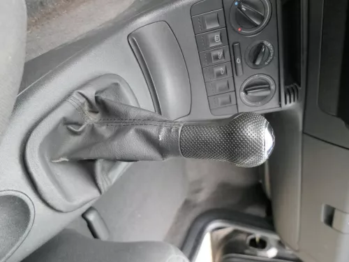 VW Lupo Polo 6N2 Schaltknauf Schaltsack Schaltung Schaltknüppel schwarz Leder (184663)