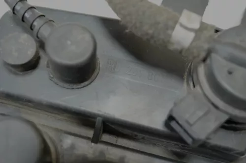 Seat Arosa 6H Aktivkohlefilter Aktivkohlebehälter 6H0201797B Druckventil (184694)