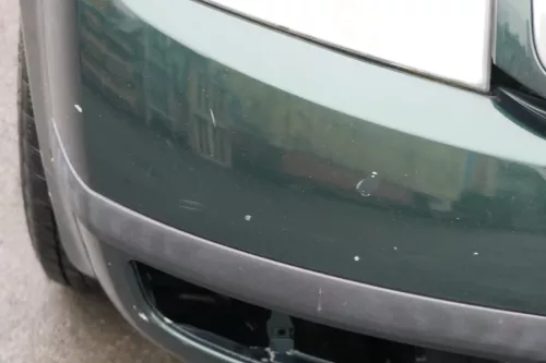 Skoda Fabia 6Y Stoßstange Stoßfänger vorne silber grün LF8C 2000-2004  (184735)