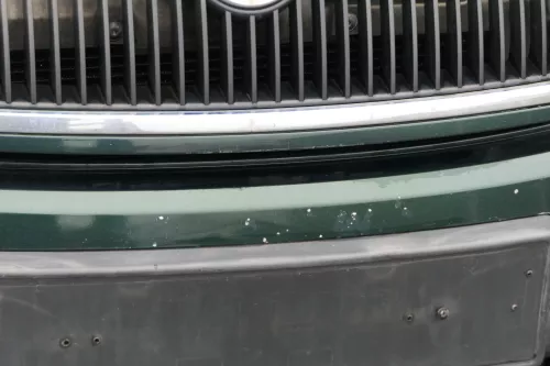 Skoda Fabia 6Y Stoßstange Stoßfänger vorne silber grün LF8C 2000-2004  (184735)