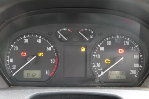 Skoda Fabia 6Y Tacho Tachometer Kombiinstrument 6Y0920880M 228.000km 1,2 AWY AZQ (184750)