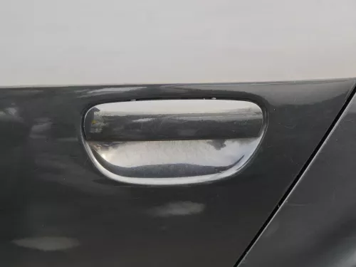 Audi A6 4B C5 Tür Türblatt hinten links nur Türblatt schwarz LZ9W -ohneAnbauteil (184973)