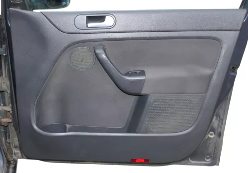 VW Golf Plus 5M 1x Türverkleidung Verkleidung Tür vorne rechts schwarz  (185039)