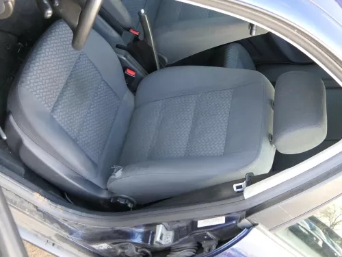 Audi A4 B5 Sitz Fahrersitz vorne links höhenverstellbar (185065)