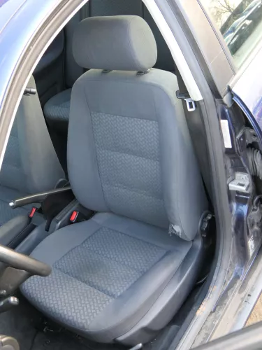 Audi A4 B5 Sitz Fahrersitz vorne links höhenverstellbar  (185065)