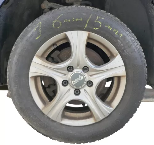 VW Golf A3 Alufelgen Winterreifen Reifen 195/65 R15 91T KBA 49163 # 5-8mm ML536L