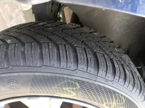 VW Golf A3 Alufelgen Winterreifen Reifen 195/65 R15 91T KBA 49163 # 5-8mm ML536L (185074)