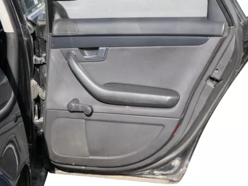 1x A4 8E B6 Türverkleidung Verkleidung Tür hinten rechts soul schwarz