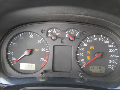 VW Golf 4 Tacho Tachometer Kombiinstrument 263.000km 1J0920805B 1,6-2,8 (185220)