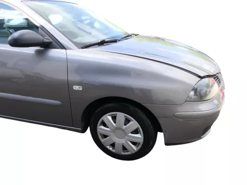 Seat Ibiza 6L Kotflügel vorne rechts grau LS7U bis 2010