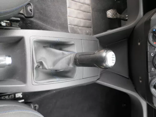 VW Polo 9N 9N3 Schaltknauf Schaltsack Schaltung 6Q1711113G Leder schwarz blaue  (185292)
