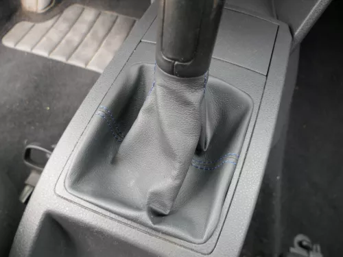 VW Polo 9N 9N3 Schaltknauf Schaltsack Schaltung 6Q1711113G Leder schwarz blaue  (185292)