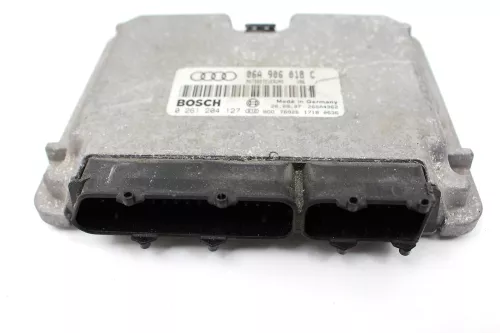 Audi A3 8L Steuergerät 1,8 92 kw 06A906018BS 125PS AGN Motor 06A906018C (9999191)