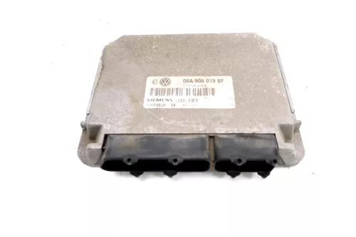VW Golf 4 Steuergerät 06A906019BF 1,6 74kw AKL AEH Motor 101PS Motorsteuergerät