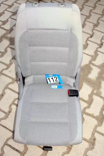 VW Touran Sitz hinten rechts grau (hinterm Beifahrersitz) Rücksitz (9999364)