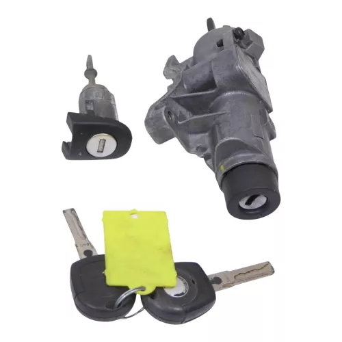 Skoda Octavia 1U Schloßsystem Türschloß 2x Schlüssel Schloß Zündschloß Tür