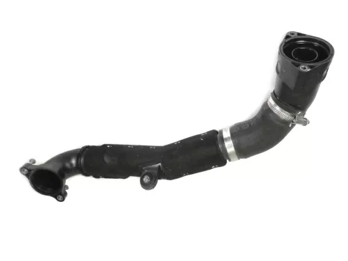 VW Touran Passsat Golf Ladeluftschlauch Schlauch Rohr 04L145762AD 2,0 TDI ## (163715)