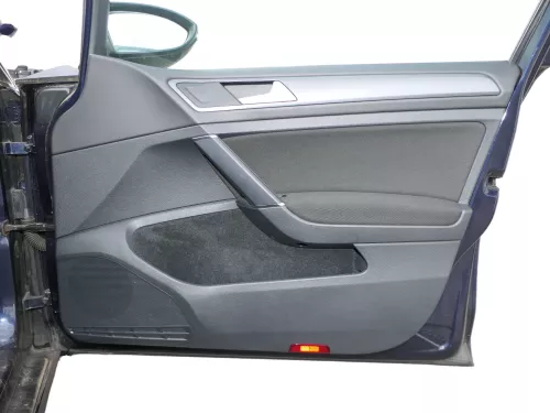 1x VW Golf 7 5G AU Türverkleidung Tür vorne rechts 4/5-Türer titan schwarz