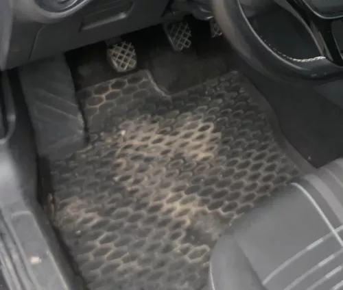 2x VW Golf 7 5G Fußmatten Fußmatte vorne rechts links Gummi Gummimatten (185721)