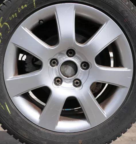 1x Seat Altea 5P Alufelge Felge 5P0601025 6,5J Jx16H2 ET50 Polarys  3  KBA 45672 (185815)
