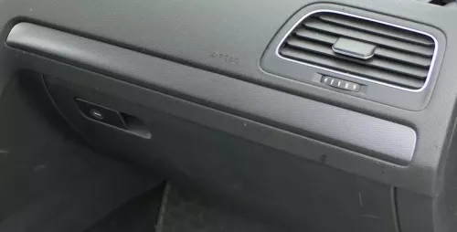 Golf 7 5G vorne rechts Dekor Leisten Abdeckung Leiste am Armaturenbrett platin