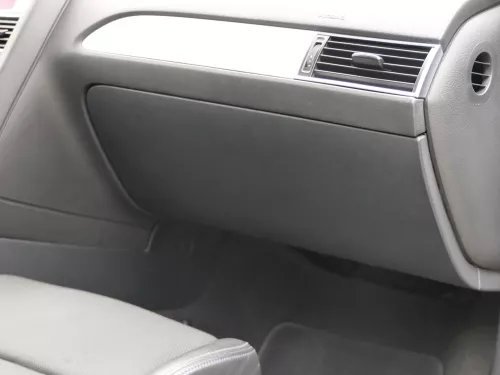 Audi A6 4F Handschuhfach Griff für Handschuhfachdeckel Deckel Klappe schwarz