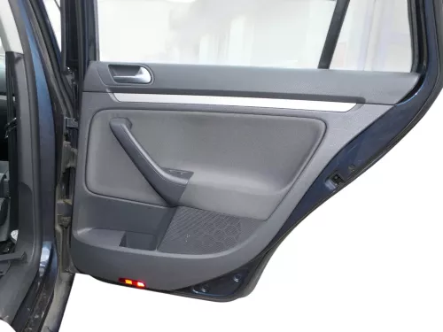 1x Golf Variant Kombi AJ5 5 1K Türverkleidung Verkleidung Tür hinten rechts