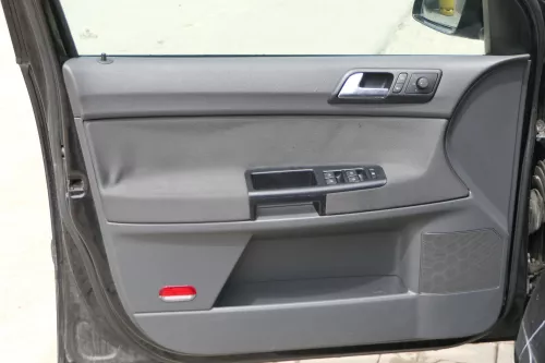 1x VW Polo 9N 9N3 Türverkleidung Verkleidung Tür vorne links 4/5-Türer
