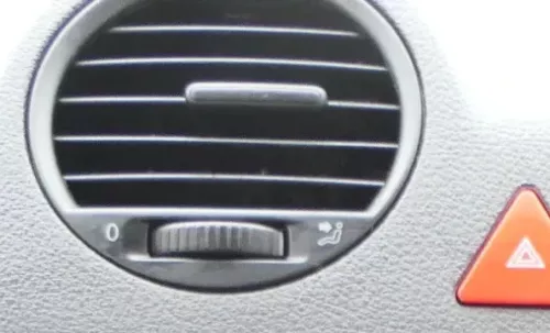 1x W Caddy 2K Lüftungsdüse Düse Lüftung 2K0819703B 9B9 links rechts mitte (164551)