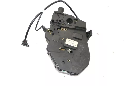 VW Caddy 2K Schloß mit Zentralverriegelung hinten Heckklappe Griff 7H0827426P