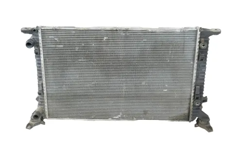 Audi A4 8K A5 Kühler 8K0121251AJ Wasserkühler Benziner Automatik ## (186380)
