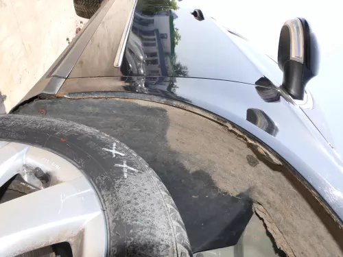 VW Passat 3C Kotflügel vorne rechts schwarz LC9X 3C0821022 (186472)